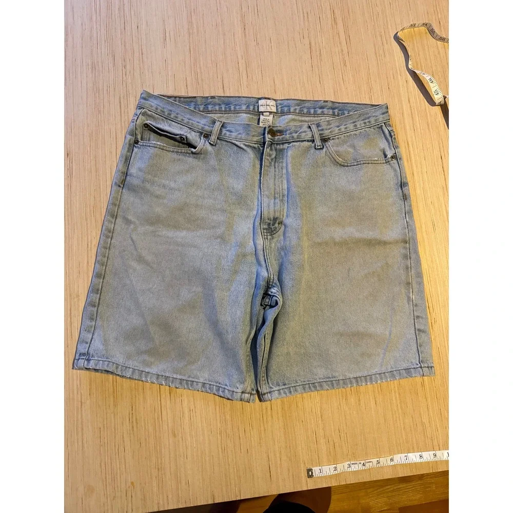 Calvin Klein Jeans Mens 38 Light Wash Blue Denim Shorts Relaxed Fit Cotton CK 37